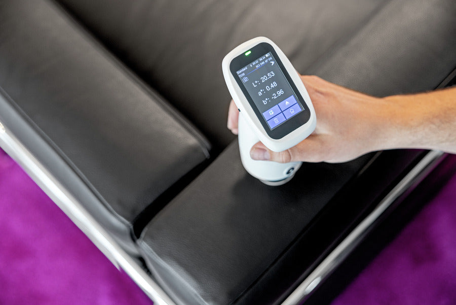 Colorimeter in couch