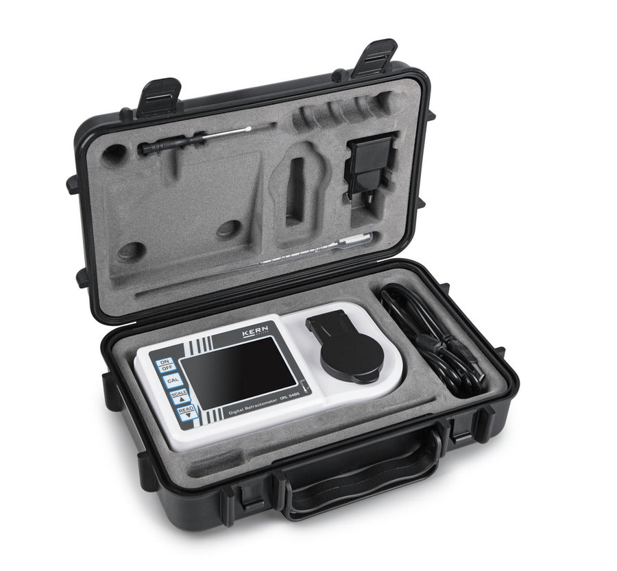Digital Refractometer set in box